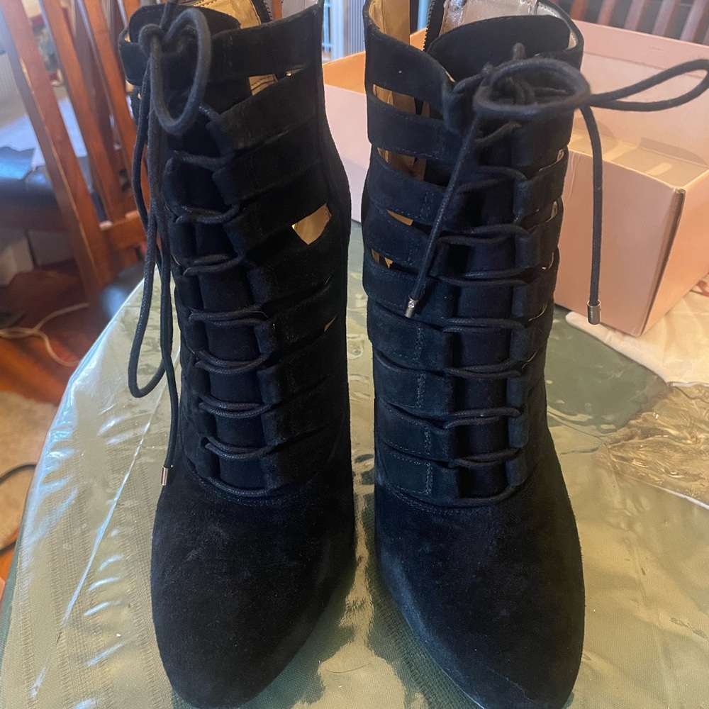 BCBG Black Lace Up Boots with High Heel and Pointed Toe